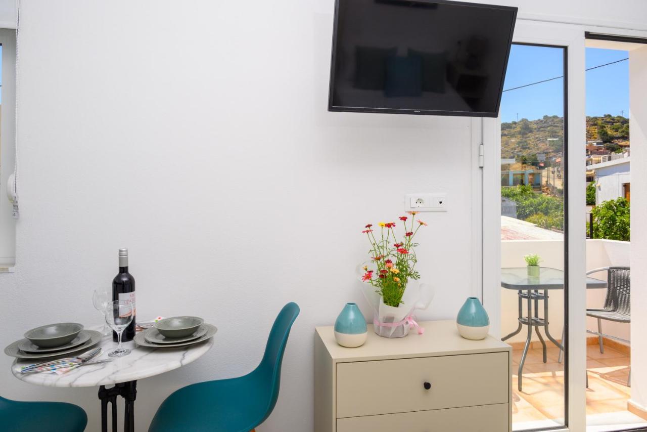 Artemis Apartment First Floor 엘운다 외부 사진
