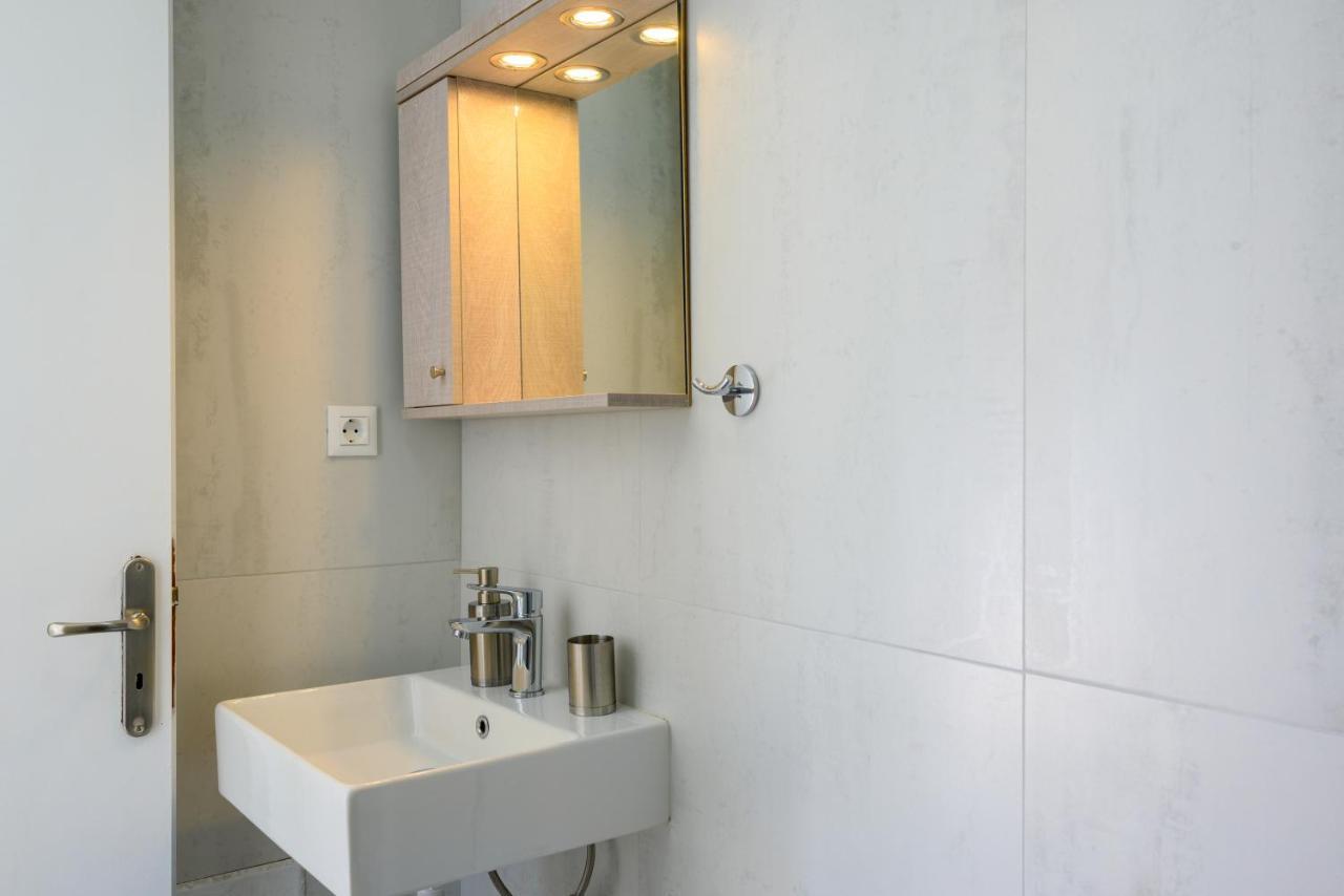 Artemis Apartment First Floor 엘운다 외부 사진